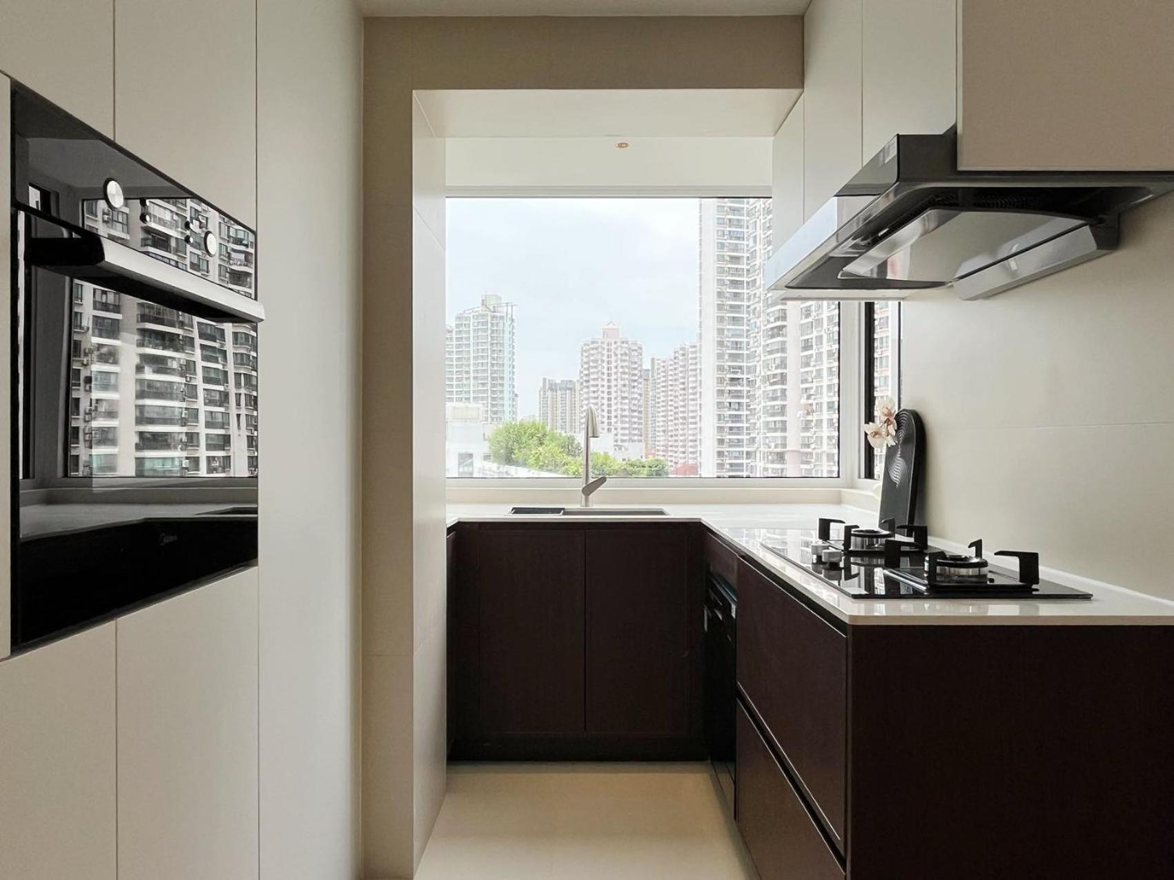 Sunny Abode 2bed River View Apartemen Shanghai